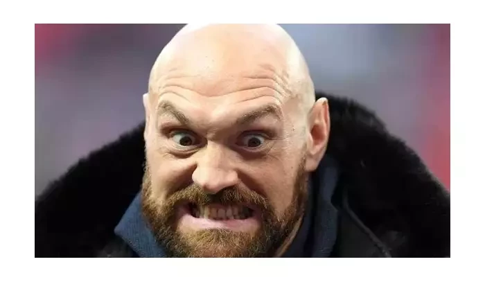 Že mi dá Joshua kouř? Ten by nevykouřil ani cigaretu, vysmívá se Fury