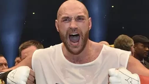 Tyson Fury uveřejnil plán, který mu má přihrát jak bitvu s Usykem, tak posléze i s Joshuou