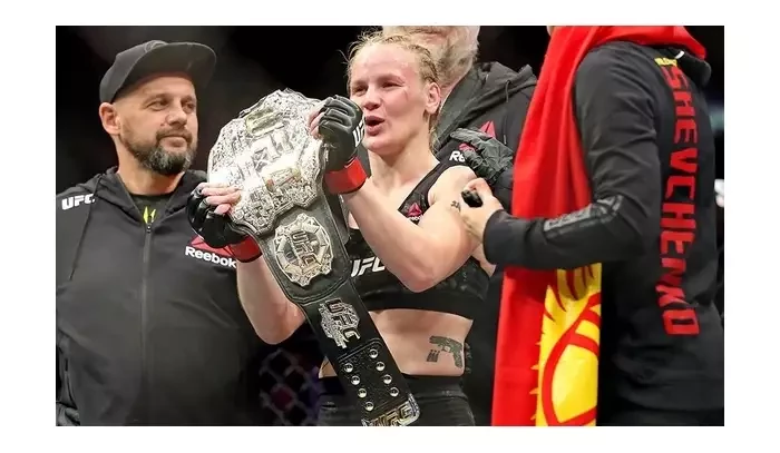 Shevchenko je frustrována nedostatkem bojových příležitostí. Zhang? Beru ji hned!