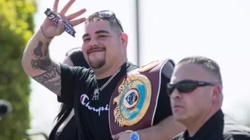 Je na čase přitvrdit, hlásí Andy Ruiz a vyzval Wildera