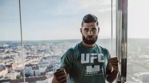 Glover Teixeira reaguje na přesunutí titulového duelu s Jiřím Procházkou