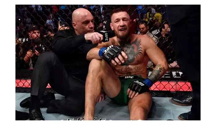 Je těžké přijmout takovýto výsledek, říká Dana White. Dočká se McGregor čtvrtého zápasu?