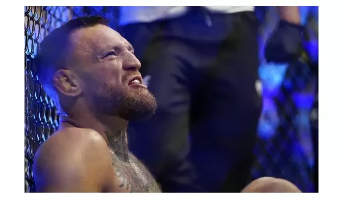 McGregor je mentálně slabý, myslí si Poirier. Jeho výmluvy mu doslova nežere