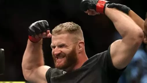 Jan Blachowicz a Corey Anderson se do sebe pustili. Kdo rozsekne debatu, který z nich je lepší?