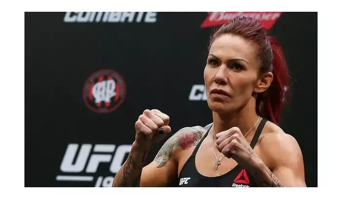 Cris Cyborg otevřeně o tom, jak jí přesun do Bellatoru zachránil MMA kariéru