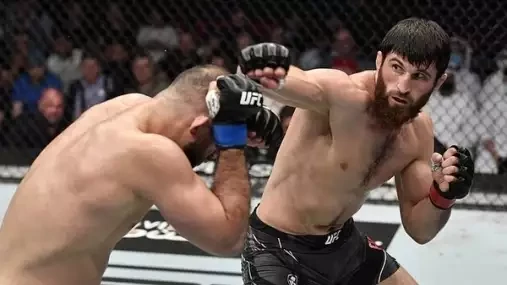 Přetlak v polotěžké váze UFC? Mým cílem je titul! hlásí ruský průbojník. Vyzve ho někdo?