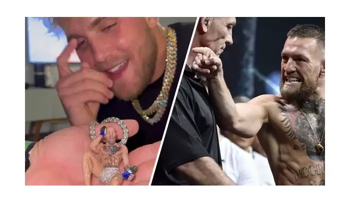 Spící Conor McGregor! Jake Paul si nechal vyrobit náhrdelník se spícím Irem za 2 miliony korun