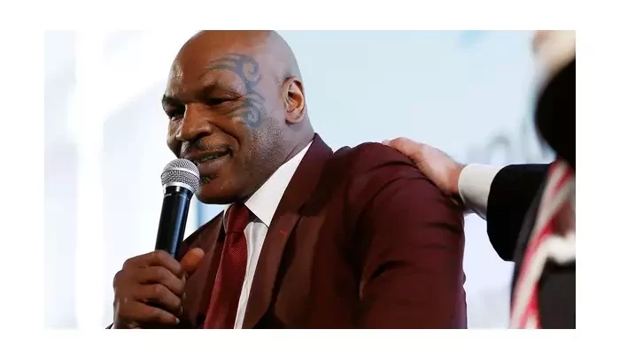 Mike Tyson vysvětlil, proč nemůže Mayweathera považovat za historicky nejlepšího boxera planety