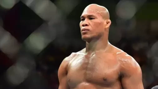 Návrat UFC veterána? Jacaré Souza ve dvaačtyřiceti letech navnadil potenciálním comebackem