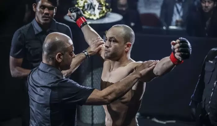 V UFC nejsou nejlepší zápasníci, tvrdí bývalý šampion Eddie Alvarez