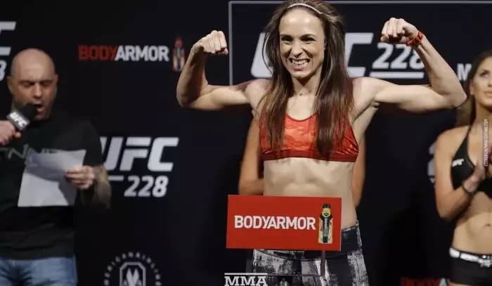 UFC - Liz Carmouche - Lucie Pudilová