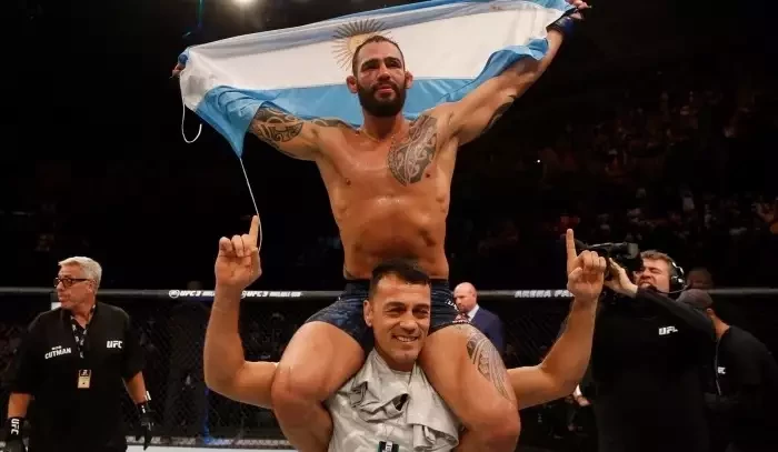 UFC Argentina: Santiago Ponzinibbio potěšil domácí publikum knokautem ve čtvrtém kole