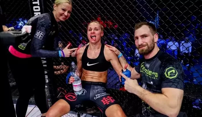 VIDEO: MMA zápasnice Petra Částková okusila i Bellator