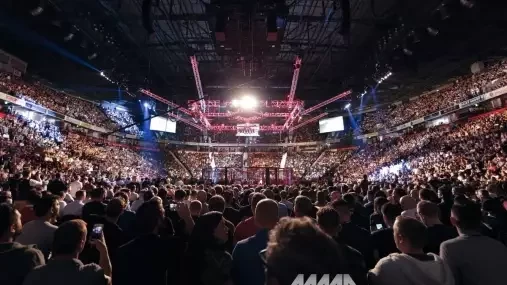 Problém v UFC! White slíbil boj o titul více lidem, než je možné. Jacare Souza asi ostrouhá