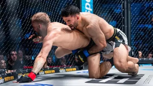 Sypač a podvodník? Samuel Bark po šokující prohře neudržel nervy a obvinil soupeře