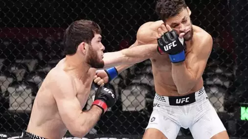 Sen o UFC se změnil v noční můru. Shem Rock po prohře nemá ani na nájem