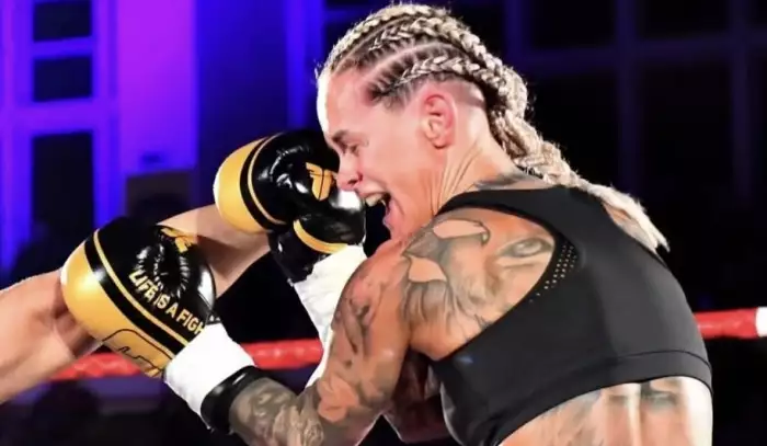 Knockauty a zápasy, které zvedaly ze sedadel! Akce GFZ 3 bavila naplněnou halu na Vinohradech