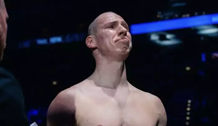 Hrál si na hrdinu, ale v zákulisí se třásl. Neruda odhalil pravdu o influencerovi