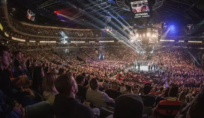 Jak uživatelé přecházejí po zápasových večerech od MMA obsahu na stránky jako Casino Lizaro 