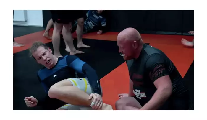 Nefňukej a makej. Raška školí plačícího Tótha před bitvou v O2 areně