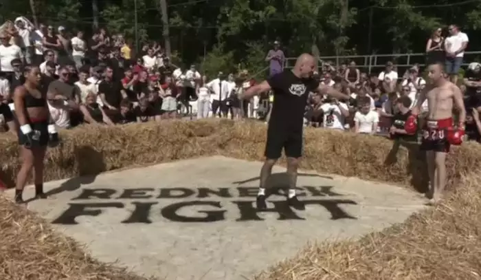 VIDEO: Redneck Fight znovu šokoval Brno! Žena knokautovala chlapa kolenem za tři vteřiny