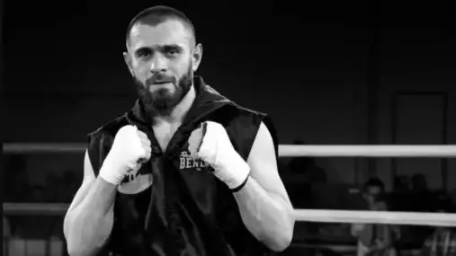 Tragédie na nádraží v Berlíně! Neporažený boxer Abu Yusupov zemřel po brutálním útoku nožem