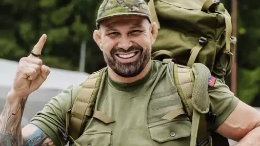Attila Végh bere 39 000 Kč od státu. MMA ale Slovensko pořád neuznává