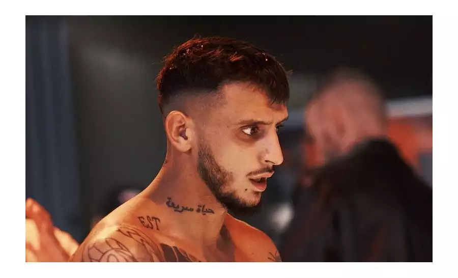 Hraješ si na gangstera, ale voláš policii? Čepo se vysmál Sivákovi