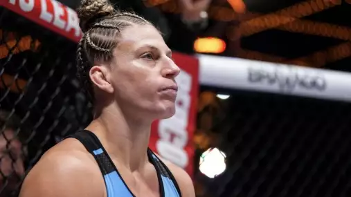 Operace místo obhajoby. Harrison hrozilo ochrnutí, tvrdí manažer