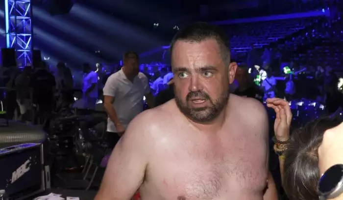 Exstarosta dostal na budku. Novotný si vybral silného soupeře a tvrdě narazil