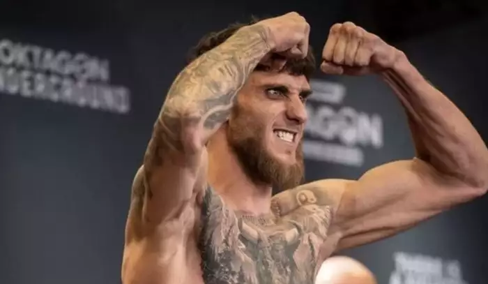 Sprosté a brutální. Novotný se opřel do Surdua za váhový kolaps