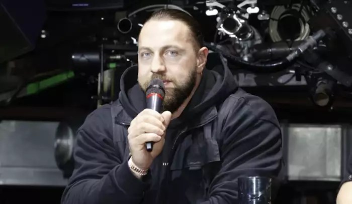 Grznár pálí ostrými: Enžl je jen béčkový cvičenec, co v kulturistice nic neznamená