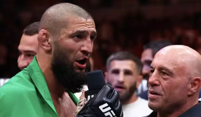 Drama v zákulisí: Chimaev napadl Garryho kvůli poplácání po zádech