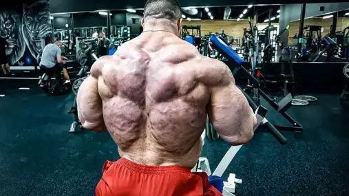 Jedu si to po svém. Mutant zavřel ústa všem, kdo ho odepisovali