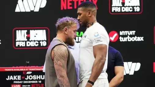 Šílenství, nebo sebevražda? Paulovi chce zachránit krk bývalý šampion