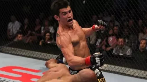 Ruka zmodrala, bolest byla nesnesitelná. Legenda UFC popsala zranění, které ukončilo její kariéru