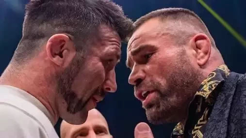 Jen sledujte, jak s Vémolou zametu, usmívá se Fleury. Karlos slíbil ukončení před limitem
