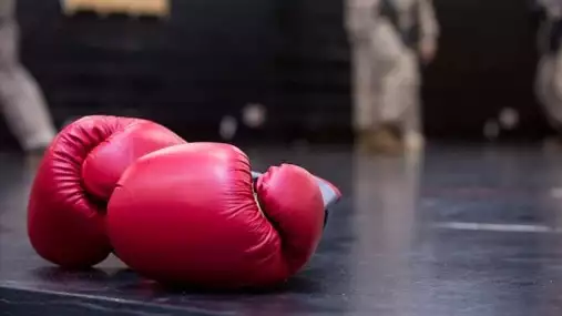 Tragédie v Tokiu. Dva japonští boxeři zemřeli po zraněních z jednoho turnaje