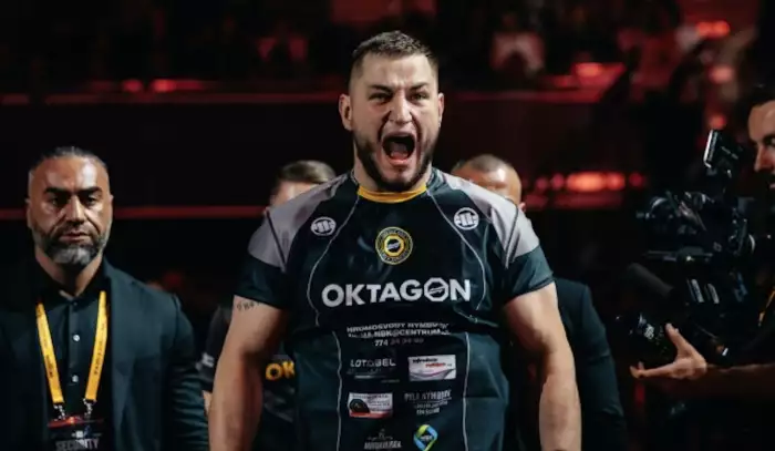 Po operaci krku přemýšlel o konci. Polívka se vrací proti Němci, kterého chtělo UFC