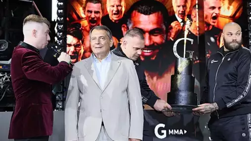 G MMA přišlo o velké jméno. Jiří Paroubek nakonec do zápasu nenastoupí