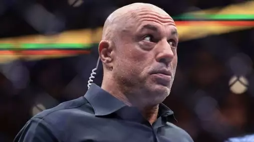 Joe Rogan tvrdě zaútočil na výplaty v UFC. Nejhorší je podle něj trest za porážku