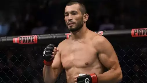 Muradov si stále píše s UFC. Pak prozradil výplatu a vysvětlil, proč se vracet nechce