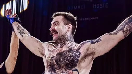 Josef Hála pokračuje v demolici. Na Heroes Gate doručil další nekompromisní KO