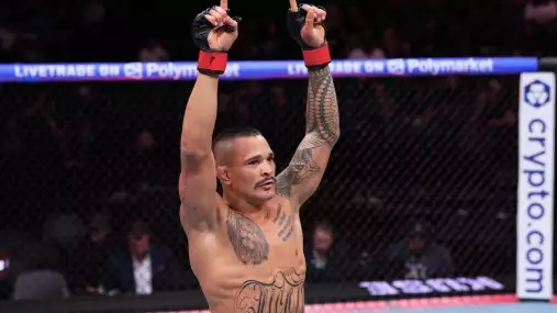 Na váze 66 kilo, v kleci 77,6. Data UFC ukázala extrémní nabírání po vážení