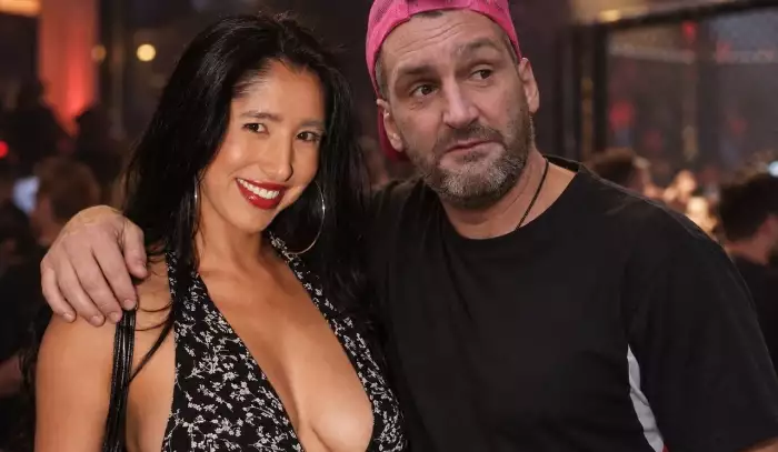 Ochranka nechtěla Fenina pustit na tiskovku CLASH. Řešila nečekaný obsah jeho batohu