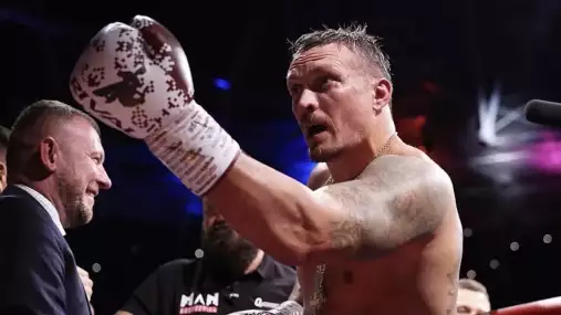 WBC otočila a fanoušci vybuchli. Usyk má obhajovat pás proti kickboxerovi Verhoevenovi
