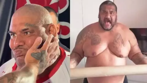 Nejdřív vyzval Vémolu v pěti, pak začal couvat. „Byl to jen hate pro čísla“