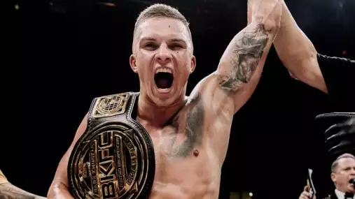 Po Hálovi přichází další český šampion BKFC. Byrtus vstupuje do OKTAGONu