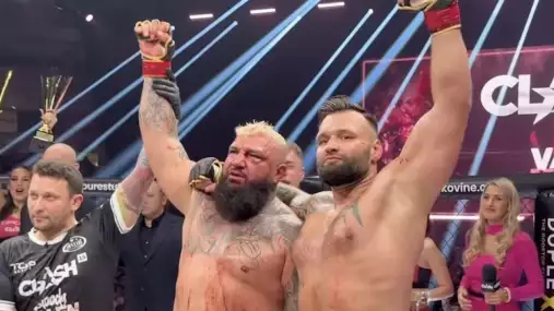 VIDEO: Cverna s Kotalíkem prošli peklem, rozhodčí nestíhali