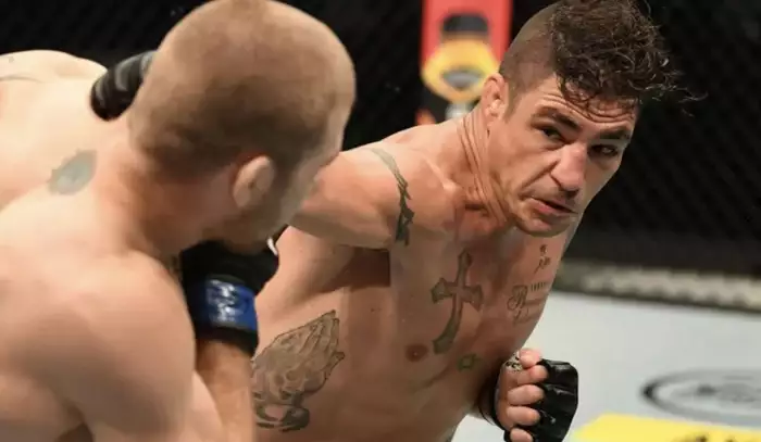 Diego Sanchez má další problém se zákonem. Policie ho zatkla kvůli alkoholu za volantem